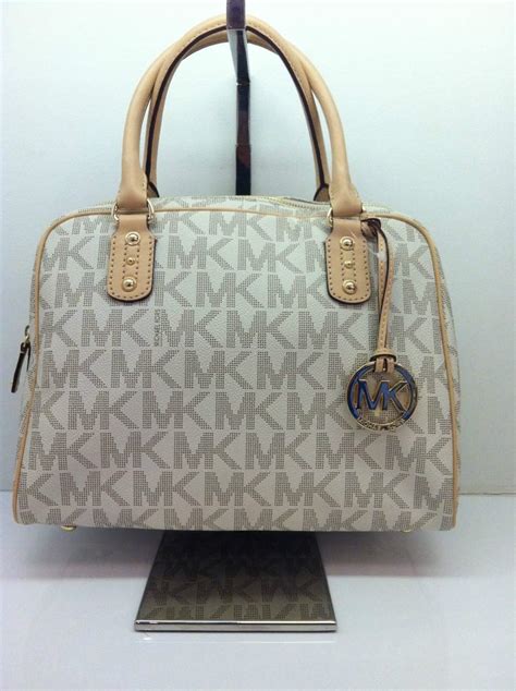 precio bolsa michael kors original|carteras Michael Kors precios.